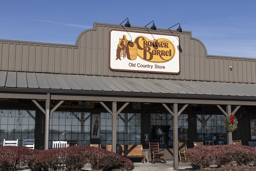 Indianapolis - Circa December 2020: Cracker Barrel Old Country S