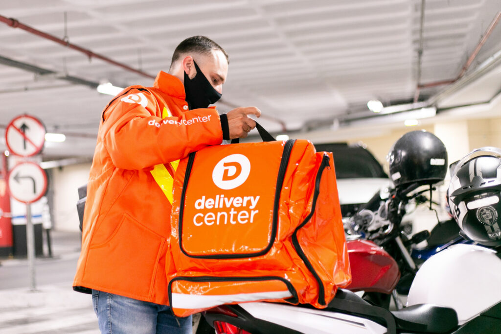 Delivery Center lança solução de integração para restaurantes de rua