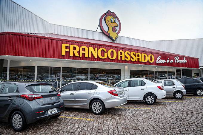 Prestes a completar 70 anos, rede Frango Assado retoma plano de expansão